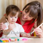 مراقب کودک به صورت شبانه روزی