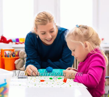 نگهداری کودک در منزل