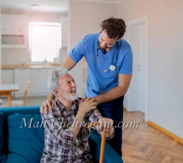 مراقب و نگهدار سالمند